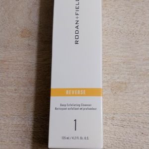 Rodan + Fields Revere Exfoliating Cleanser